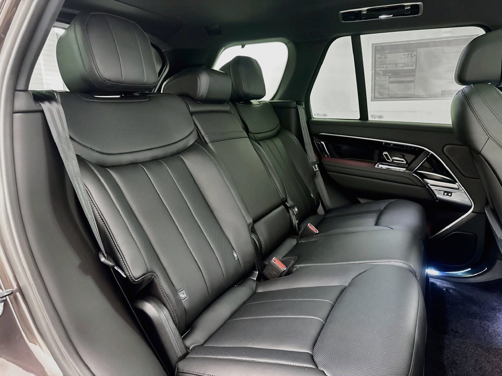 New 2026 Land Rover Range Rover SE AWD/4WD image 28
