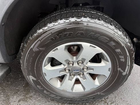 Used 2013 Ford F150 FX4 w/ Luxury Equipment Group AWD/4WD image 12