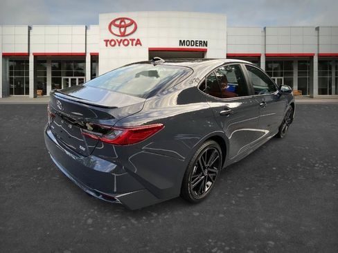 Used 2026 Toyota Camry XSE FWD image 11