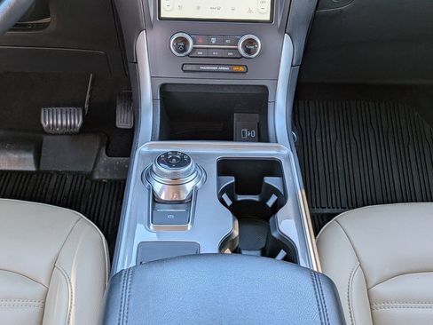 Certified 2024 Ford Edge SEL w/ Convenience Package image 22