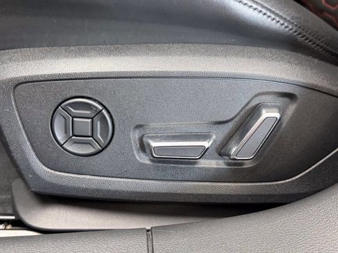 Used 2021 Audi RS 6 image 43