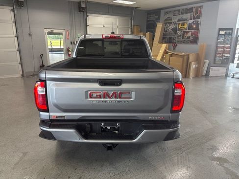 Used 2023 GMC Canyon AT4 w/ AT4 Premium Package AWD/4WD image 6