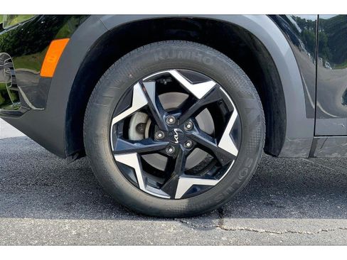 Used 2024 Kia Seltos EX AWD/4WD image 9