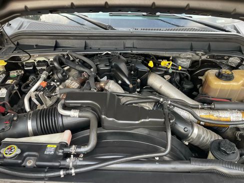 Used 2011 Ford F250 XLT w/ Advanced Security Group image 17