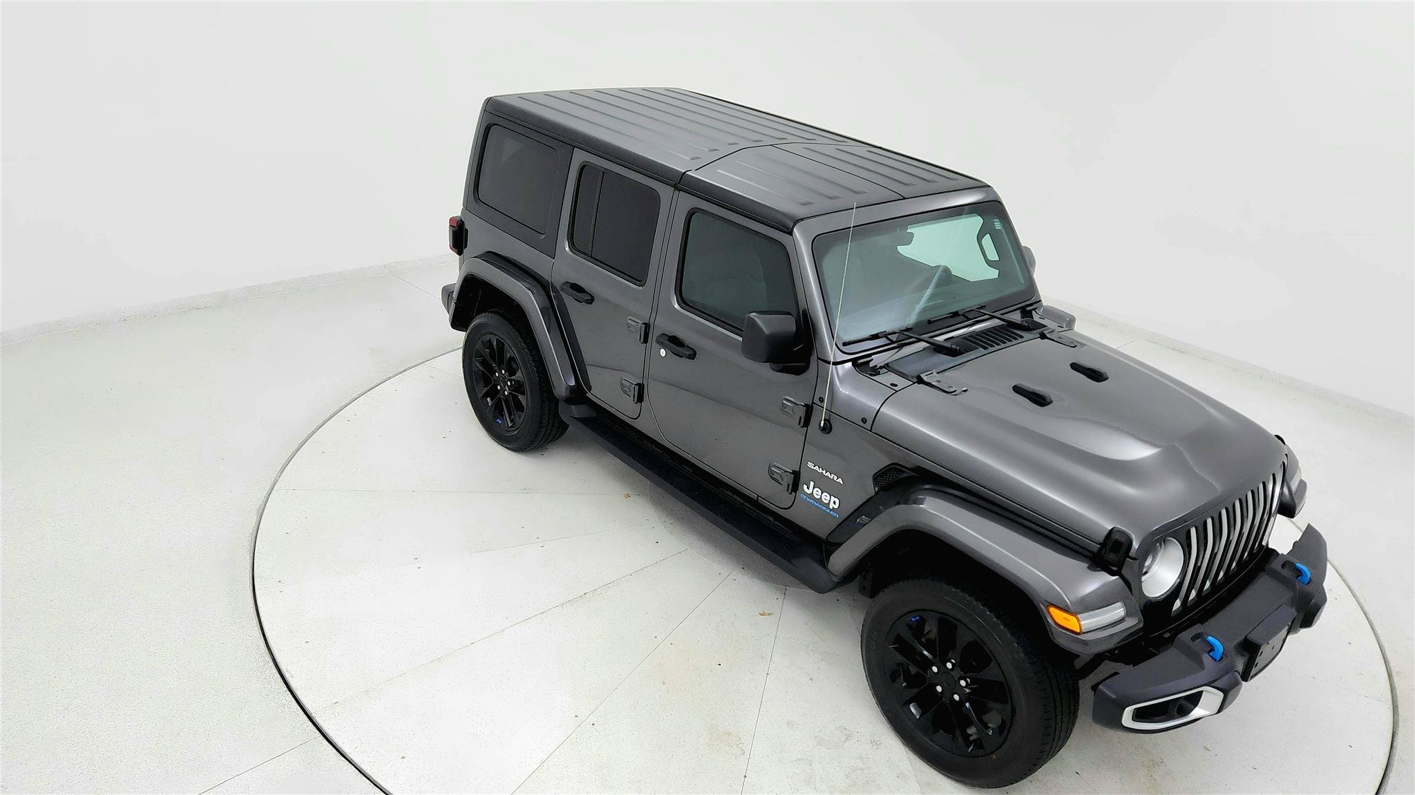 Used 2023 Jeep Wrangler Unlimited Sahara AWD/4WD image 19