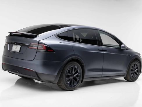 Used 2023 Tesla Model X AWD/4WD image 10