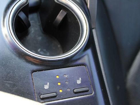 Used 2019 Toyota Camry XSE image 23