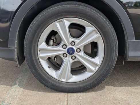 Used 2016 Ford Escape SE w/ SE Leather Comfort Package image 9