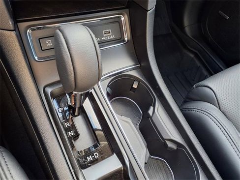 Certified 2025 Subaru Ascent Bronze Edition image 19