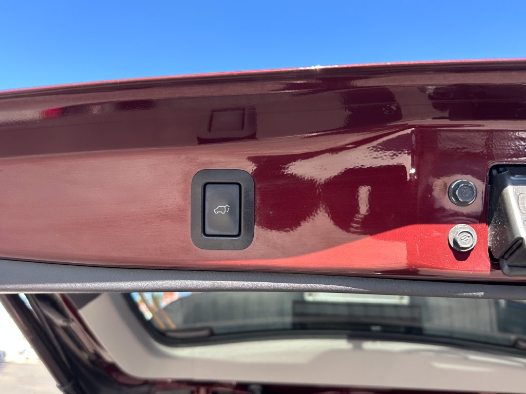 Used 2019 Toyota Highlander XLE FWD image 36