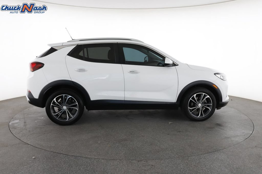 Used 2022 Buick Encore GX Essence FWD image 14