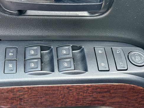 Used 2015 GMC Sierra 1500 SLE w/ SLE Value Package image 11