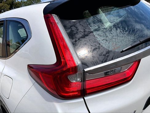 Used 2017 Honda CR-V LX image 29