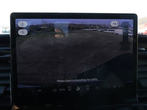 Used 2023 Ford Transit 350 XLT image 17