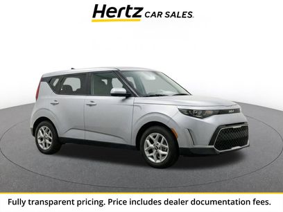 Used 2025 Kia Soul LX w/ LX Technology Package