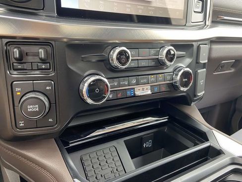 New 2026 Ford F250 4x4 Crew Cab Super Duty image 19