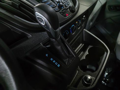 Used 2017 Ford Transit 350 XLT image 27