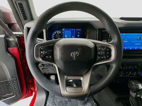 Used 2022 Ford Bronco 4-Door AWD/4WD image 11