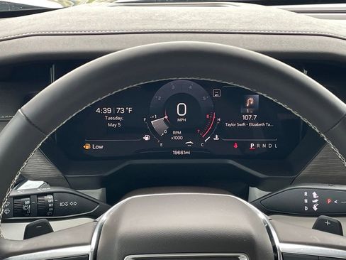 Used 2024 GMC Acadia Denali FWD image 15
