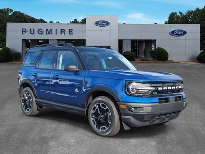 New 2024 Ford Bronco Sport Outer Banks w/ Tech Package