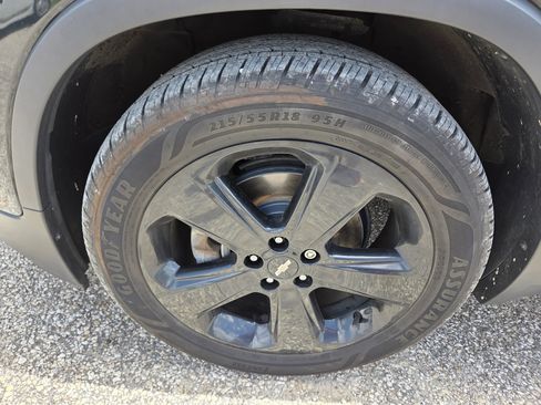 Used 2016 Chevrolet Trax LTZ w/ Midnight Edition FWD image 8