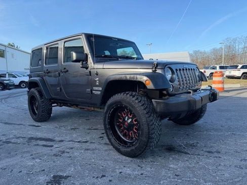 Used 2017 Jeep Wrangler Unlimited Sport w/ Quick Order Package 24S image 9