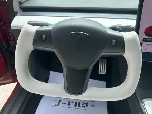 Used 2021 Tesla Model 3 Performance image 14