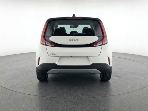 Used 2025 Kia Soul LX w/ LX Technology Package image 7