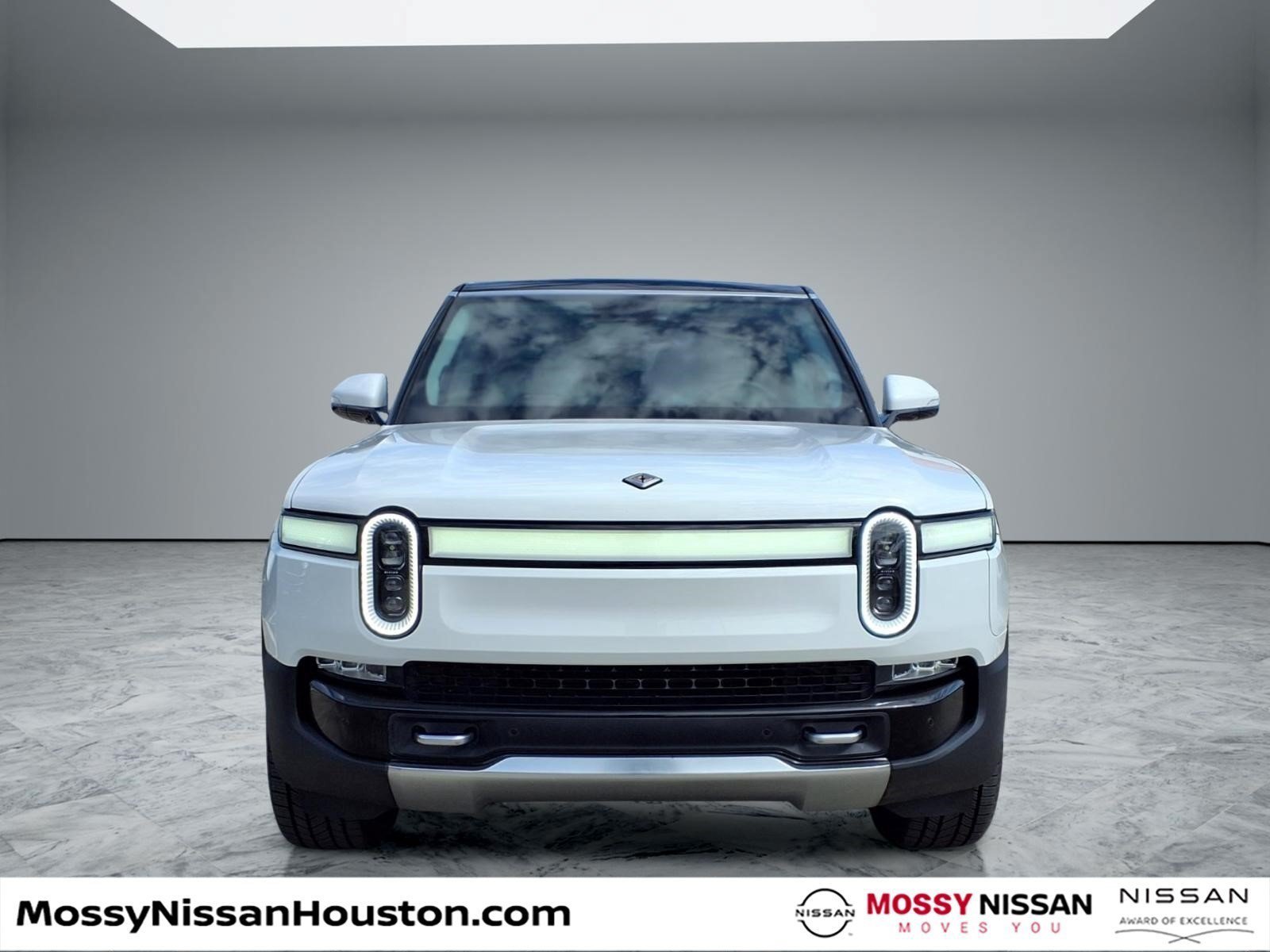Used 2023 Rivian R1S Launch Edition Quad AWD/4WD image 3