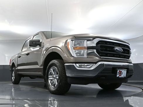 Used 2022 Ford F150 XLT image 50