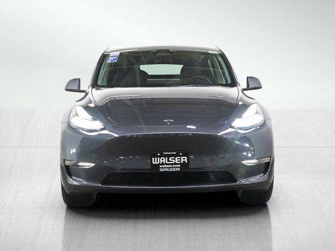 Used 2023 Tesla Model Y Long Range AWD/4WD image 8