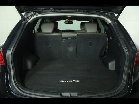 Used 2017 Hyundai Santa Fe Sport image 9