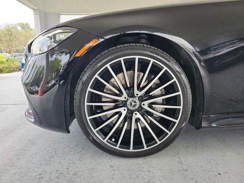 Used 2022 Mercedes-Benz S 500 4MATIC image 9