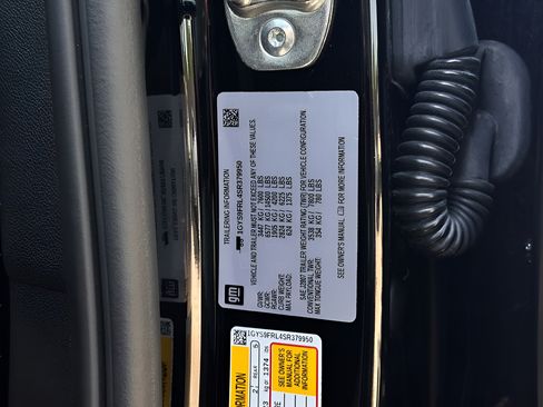 Used 2025 Cadillac Escalade Sport w/ Touring Package AWD/4WD image 31