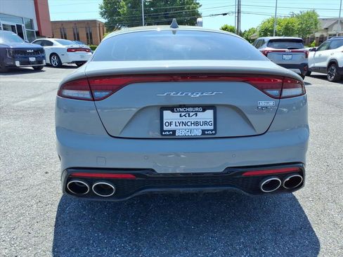 Used 2022 Kia Stinger GT1 RWD image 5