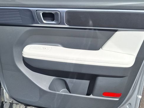 New 2025 Hyundai Santa Fe SEL AWD/4WD image 29