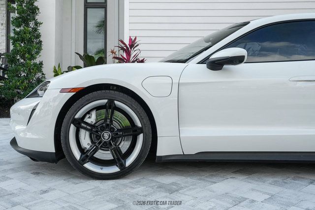 Used 2024 Porsche Taycan RWD image 4