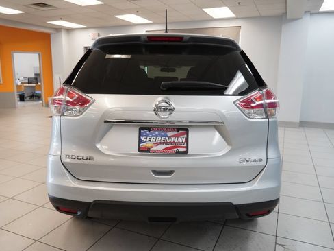 Used 2015 Nissan Rogue SV AWD/4WD image 8