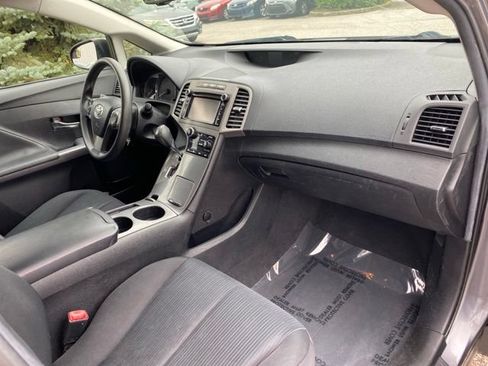 Used 2013 Toyota Venza LE FWD image 26