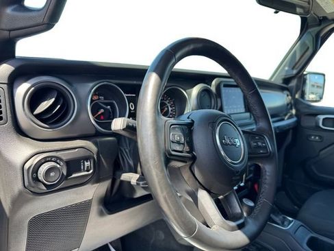 Used 2023 Jeep Wrangler Unlimited Sport AWD/4WD image 18