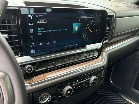 Certified 2023 Chevrolet Silverado 1500 LT RWD image 20
