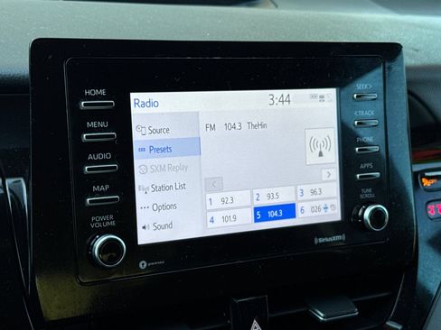 Used 2024 Toyota Camry LE FWD image 18