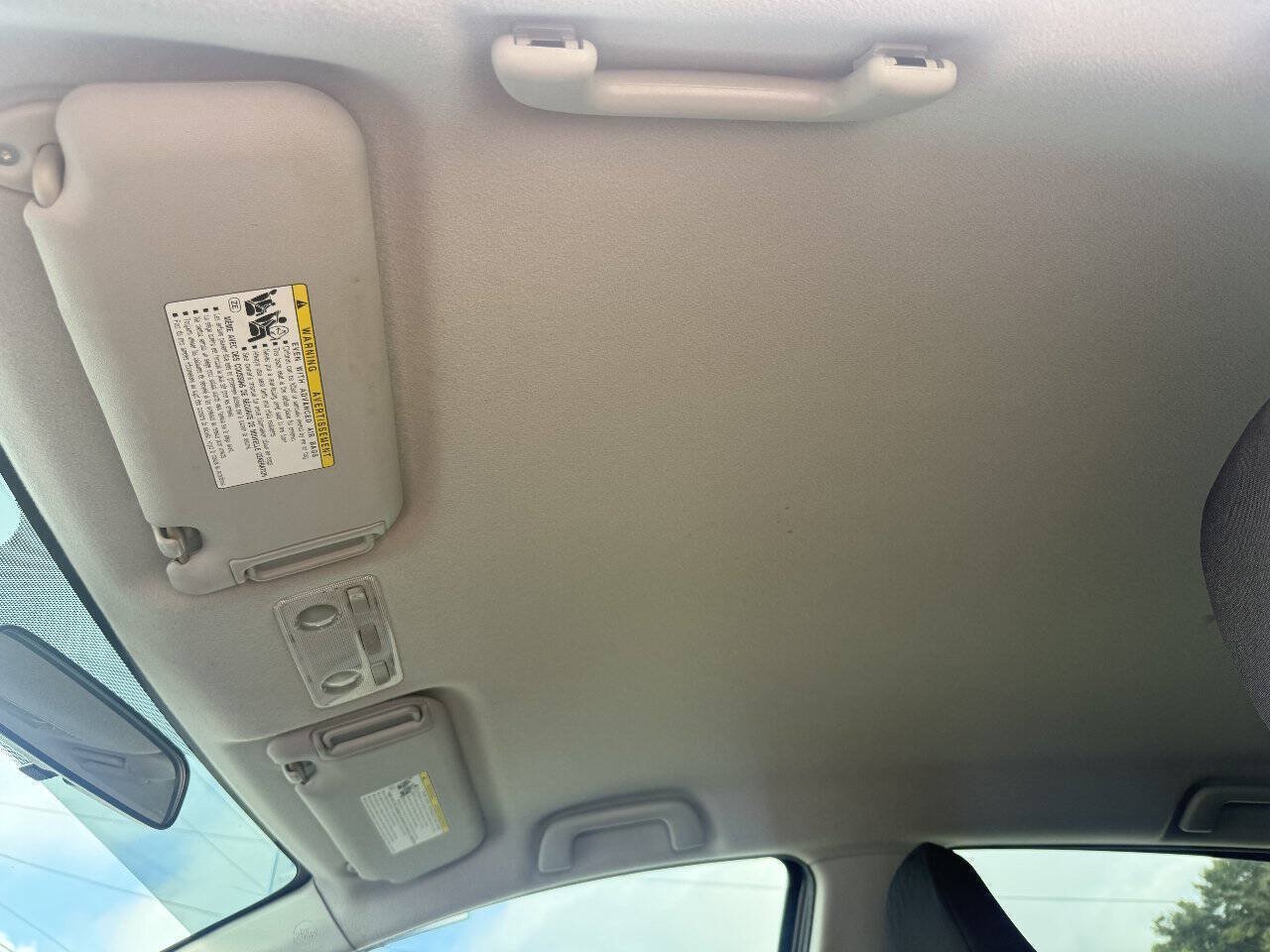 Used 2014 Toyota Yaris LE FWD image 21