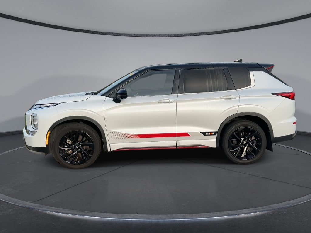 Used 2023 Mitsubishi Outlander SE AWD/4WD image 5