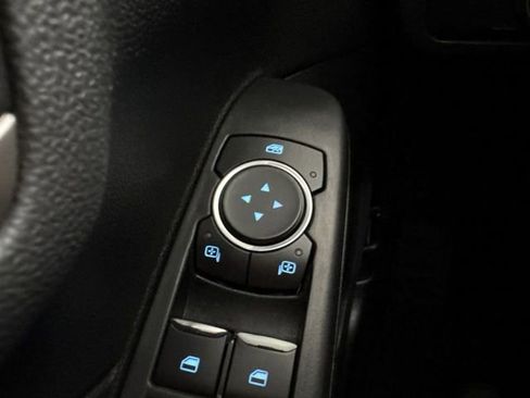 Used 2022 Ford Escape SE image 48