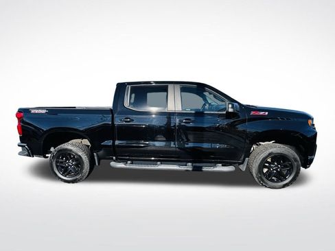 Used 2019 Chevrolet Silverado 1500 LT Trail Boss w/ Convenience Package image 2