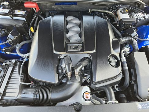 Certified 2025 Lexus IS 500 w/ Accessory Package 2 RWD image 9