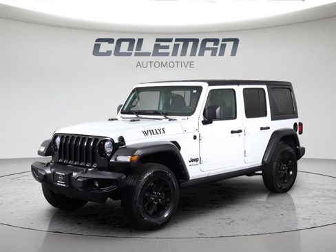 Used 2022 Jeep Wrangler Unlimited Sport image 2