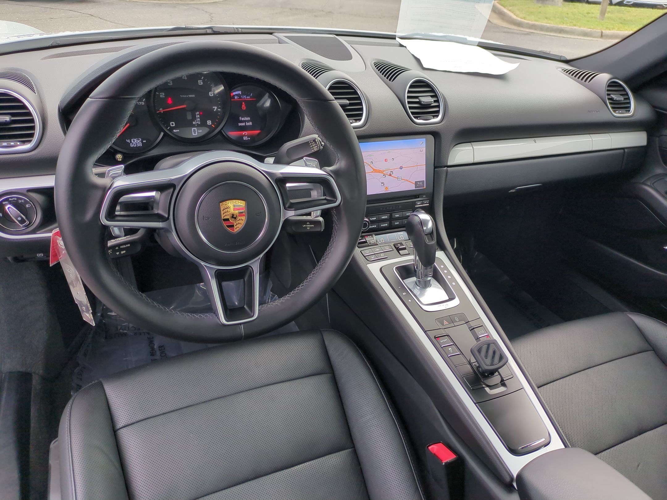 Used 2018 Porsche 718 Cayman RWD image 28