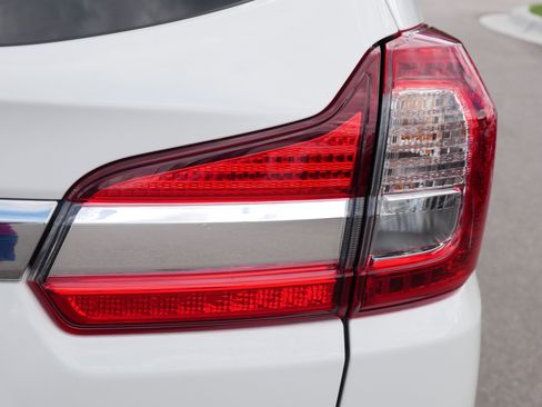 Used 2022 Subaru Ascent Limited w/ Technology Package AWD/4WD image 17